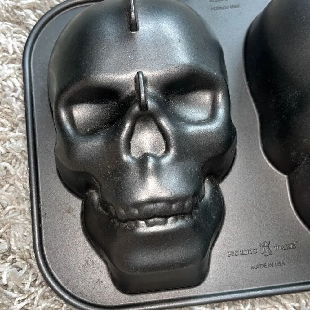 Nordic Ware Halloween 3D SKULL Cake Pan Williams-Sonoma